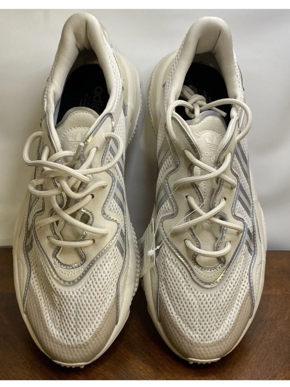 adidas Ozweego Beige Athletic Sneaker Shoes Men’s 9.5 Low Top Lace Up FV9655